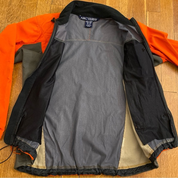 Arc’teryx Womens Full Zip Jacket Windstopper Softshell Biking Hiking S/P 4-6. - Picture 5 of 15